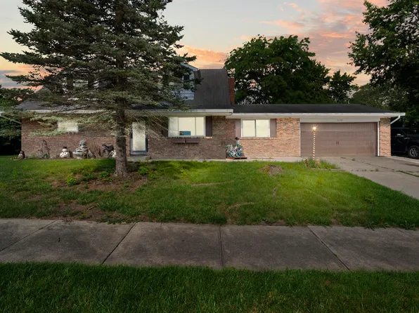 6139 Graymoor Ln, Fort Wayne, IN 46835