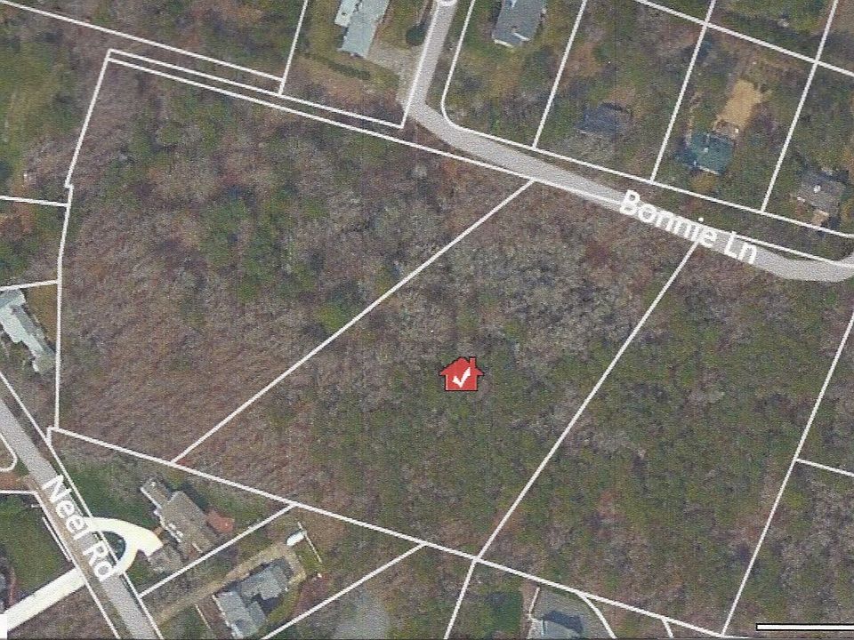 2nd image of 15 Bonnie Ln