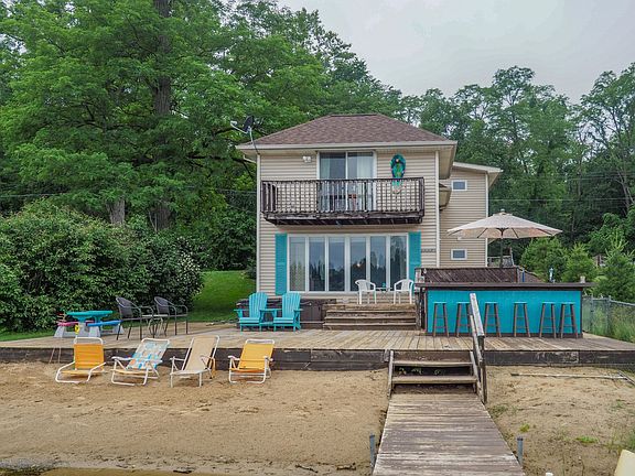 388 Lyon Lake Rd-104