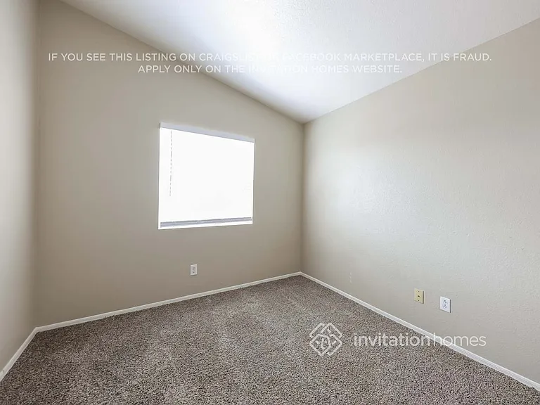 11322 W Alice Ave — Photo 15