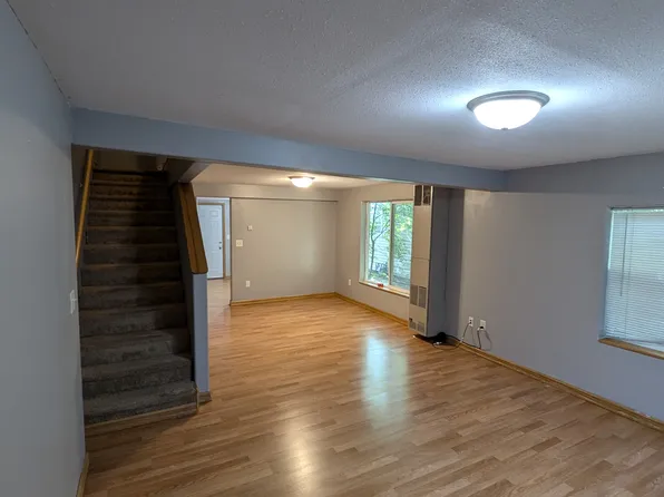 402 Central Ave SE #B, Bemidji, MN 56601
