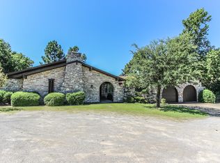 636 E Rock Creek Rd, Norman, OK 73071