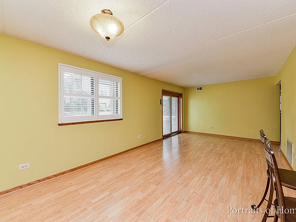 5th image of 105 Caterpillar Dr #1A
