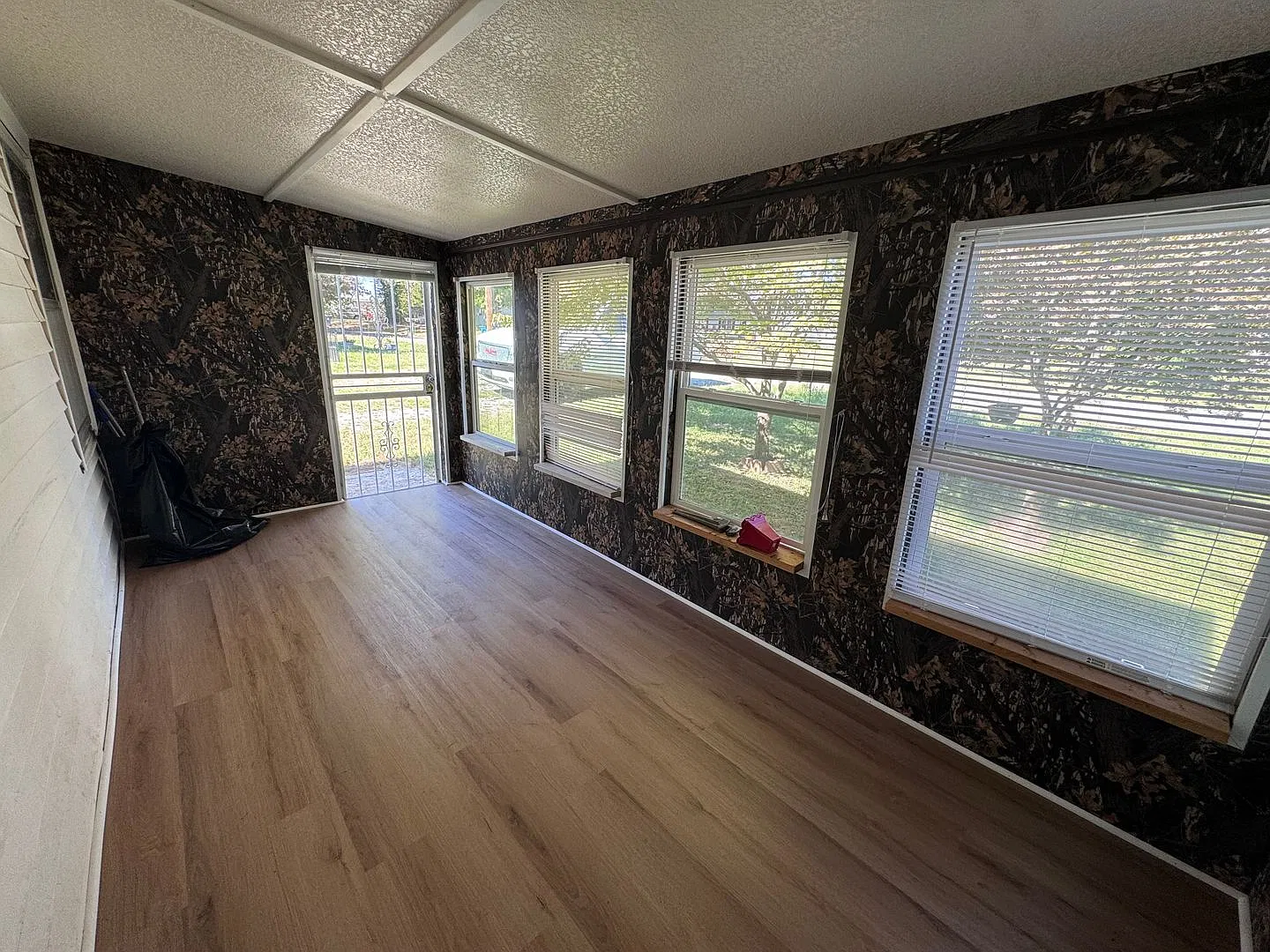 2-3 Bedroom House in Barlow — Photo 2