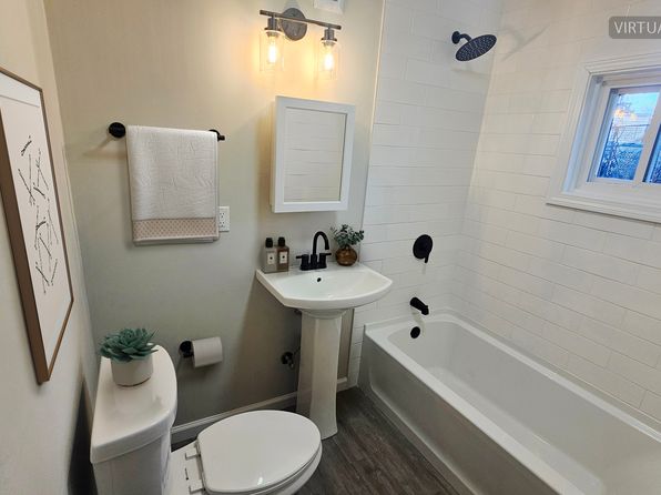 stamford-connecticut-240502497 picture