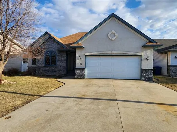 211 N 200 Carriage Lane Pl, Carstairs, AB T0M 0N0
