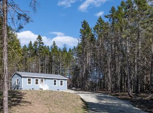 40 True Ln, Bernard, ME 04612