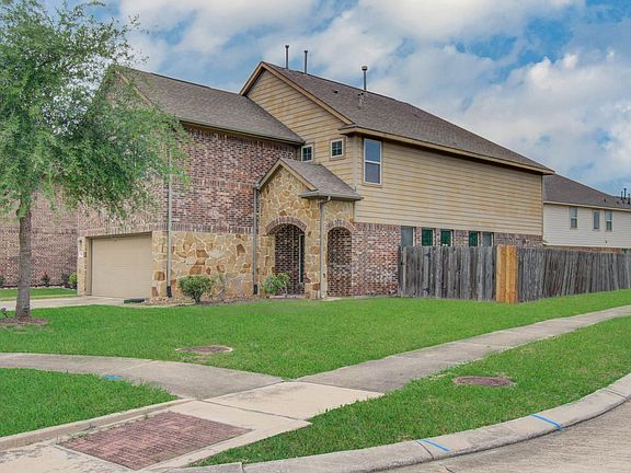 2nd image of 13851 Bonner Bluff Ln