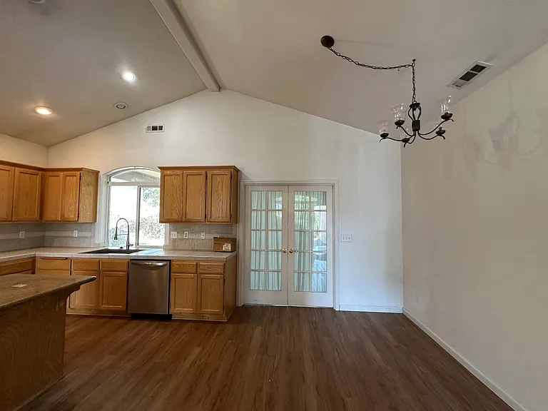 2609 Rabun Way — Photo 11