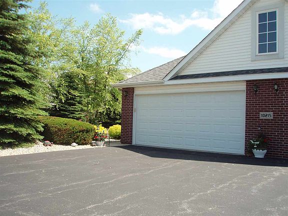 2nd image of 10215 Metalmark Ln Unit 2
