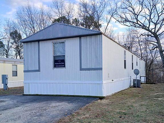 3rd image of 1636 S Golden Cir