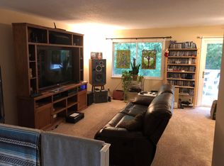 1673 Hickory Hl, Eagan, MN 55122