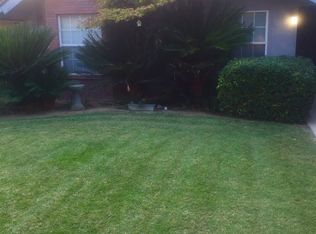 1974 S Waldby Ave, Fresno, CA 93727