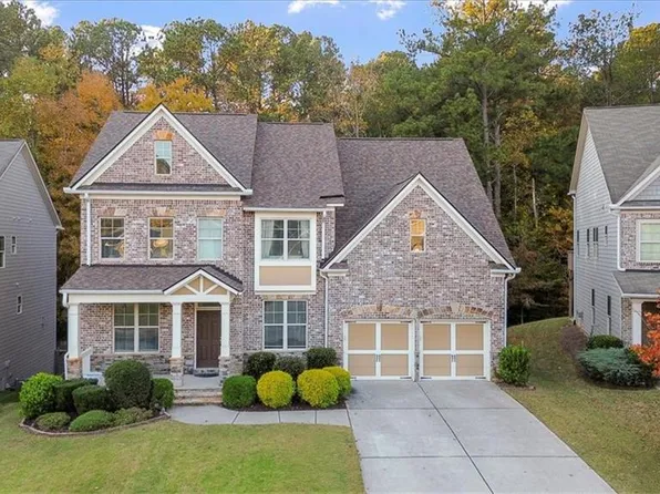 821 Tramore Ct, Acworth, GA 30102