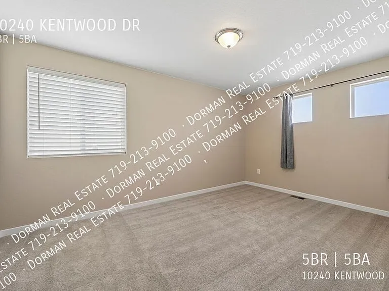10240 Kentwood Dr — Photo 29
