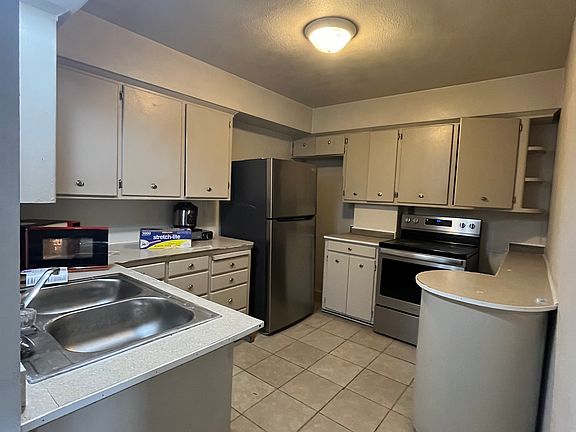 3rd image of 4204 Rainier Ave S #3