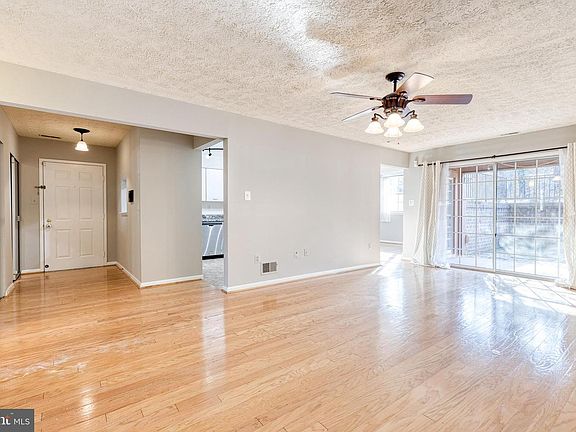 4th image of 2107 Woodbox Ln #2107A