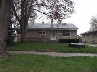 5354 N 61st St, Milwaukee, WI 53218