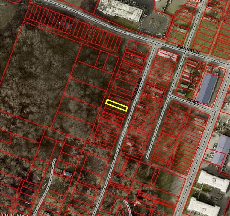 2nd image of 751 Highland Ave