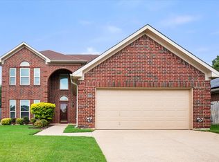 6222 Saint Leonard Dr, Arlington, TX 76001