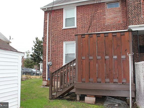 3rd image of 1043 Ironside Rd