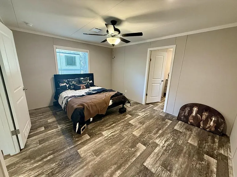 1808 Sheila Dr — Photo 34