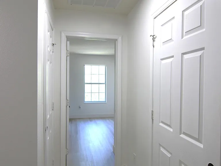 4635 Chatterton Way — Photo 14