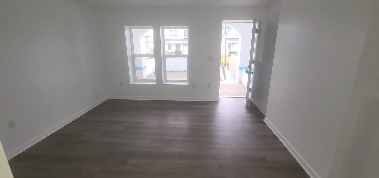 1 bed, 750 sqft, $950 — Photo 3