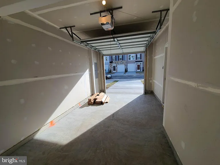 108 Alderman Way — Photo 42
