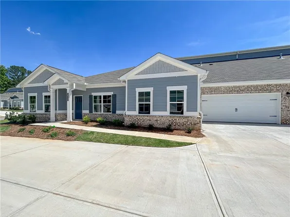 3912 Shelleydale Dr, Powder Springs, GA 30127