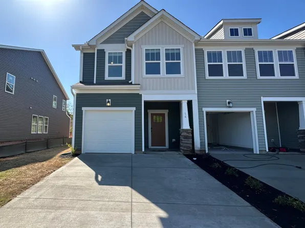 16 Shoemaker Rd, Greenville, SC 29617