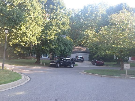 5th image of 19102 Gunnerfield Ln