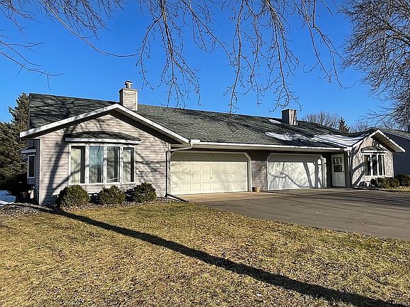 2nd image of 3501 Douglas Dr