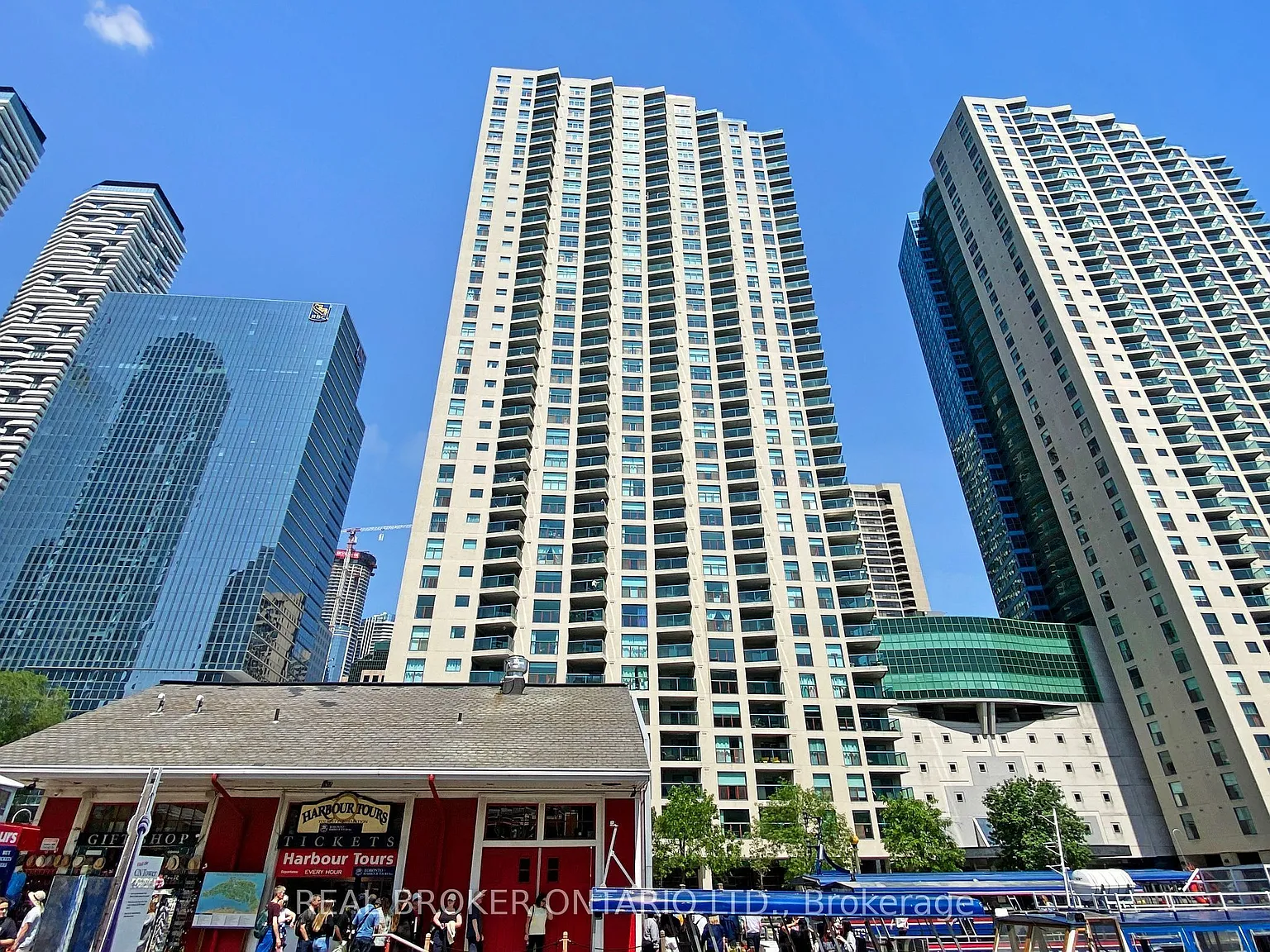 2 bed, $4,600 — Photo 3