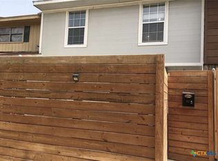 1905 N Ben Wilson St APT 17, Victoria, TX 77901