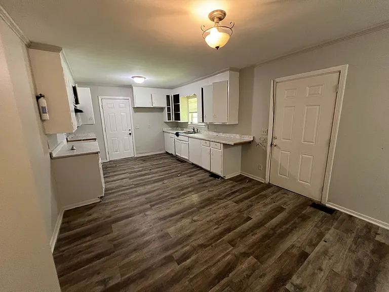 3152 Bilgray Dr — Photo 5