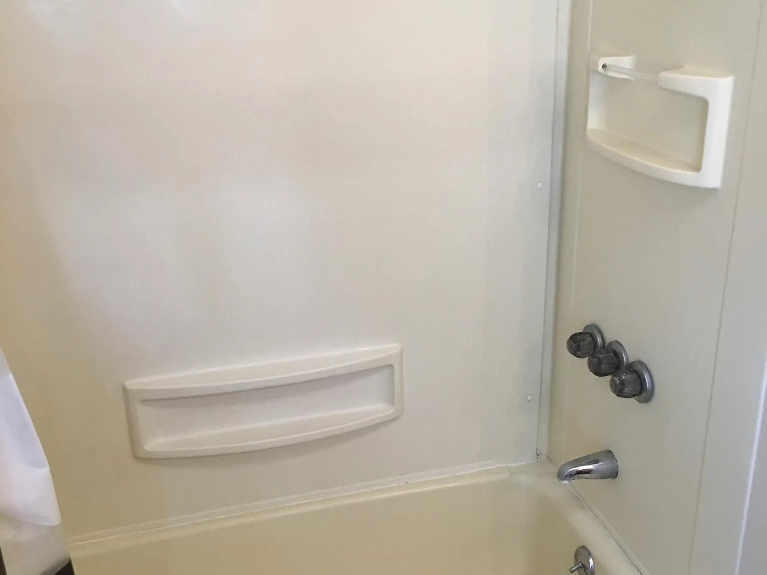 1 bed, 700 sqft, $825 — Photo 4