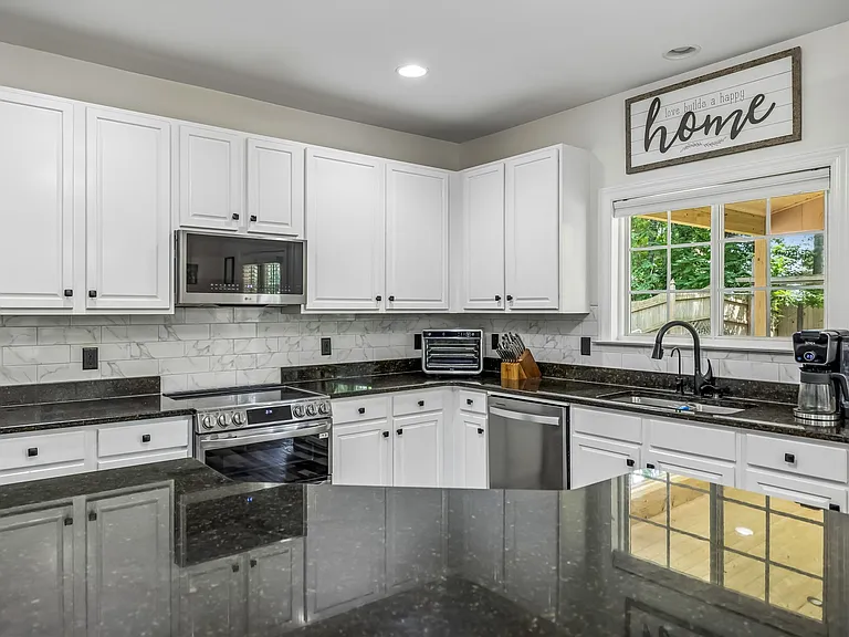 1717 Players Mill Rd — Photo 16