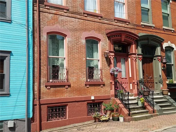 1519 Buena Vista St, Pittsburgh, PA 15212