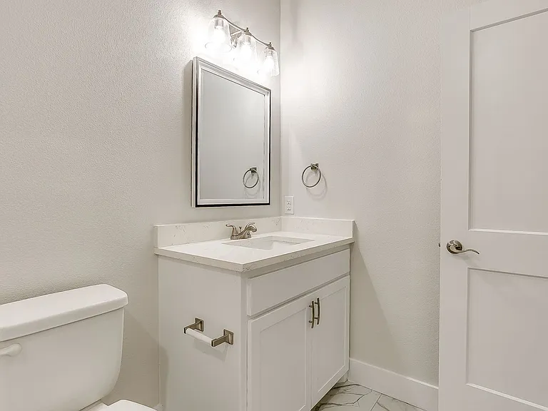 3145 Forest Park Blvd — Photo 42