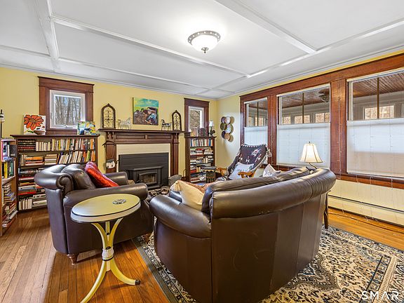 4th image of 22 Summit Street