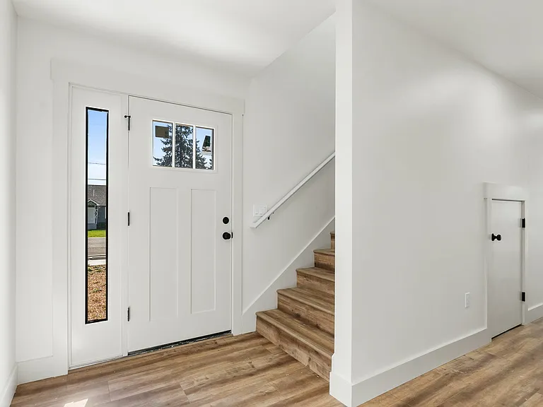 Santiam Canyon Luxury Townhomes — Photo 12