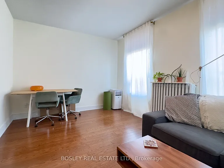 451 Parliament St #1 — Photo 13