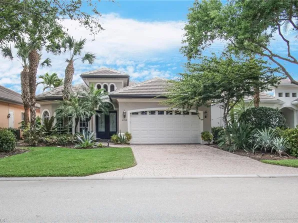 4248 Kensington High St, Naples, FL 34105