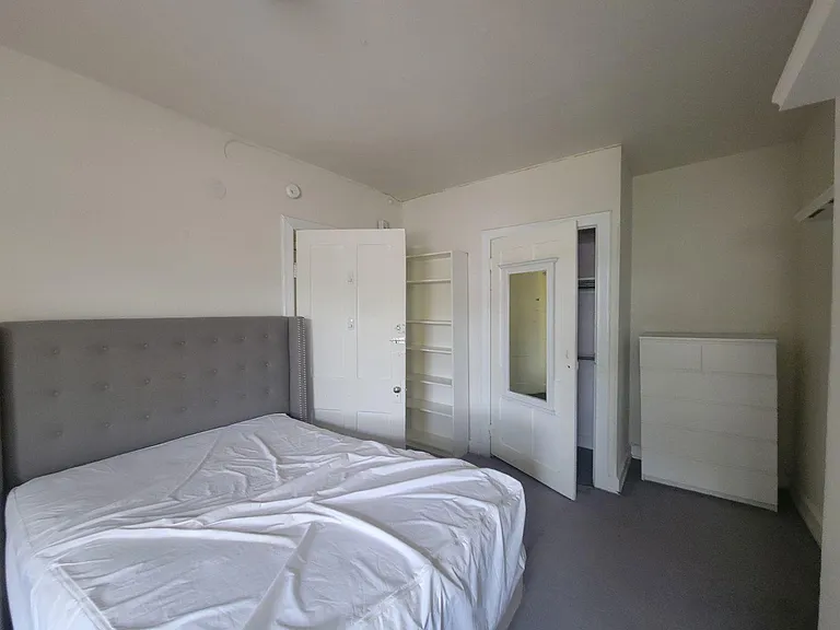 4053 Spruce St — Photo 12