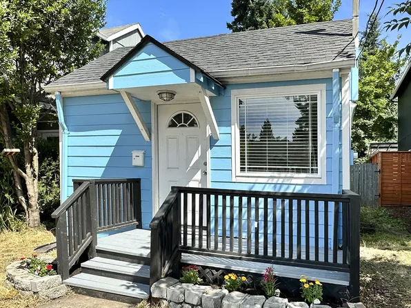 5305 SE Flavel St, Portland, OR 97206