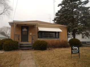 128 S Highland Ave, Galesburg, IL 61401