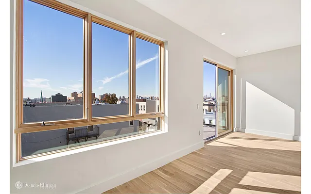 Sold by Douglas Elliman | media 15