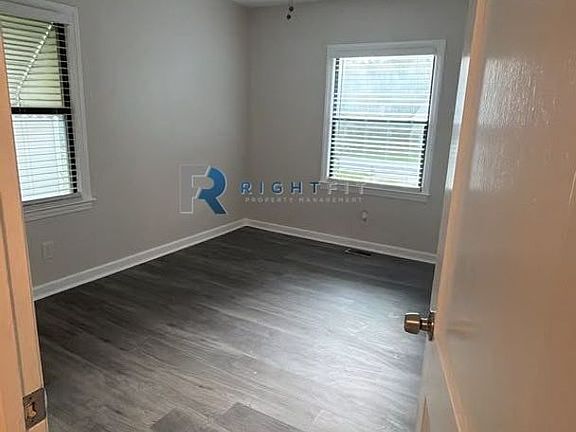 5th image of 2314 Avalon Rd