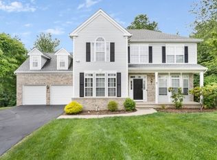 36 Honeyman Rd, Basking Ridge, NJ 07920